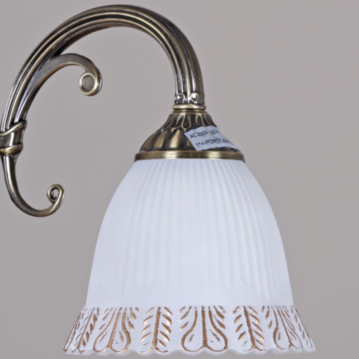 Потолочная люстра Reluce 99018-0.3-03 в Санкт-Петербурге