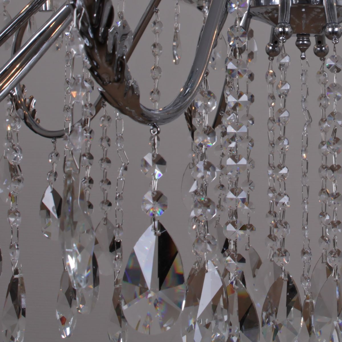 Подвесная люстра Reluce 09230-0.4-12 CH в Санкт-Петербурге