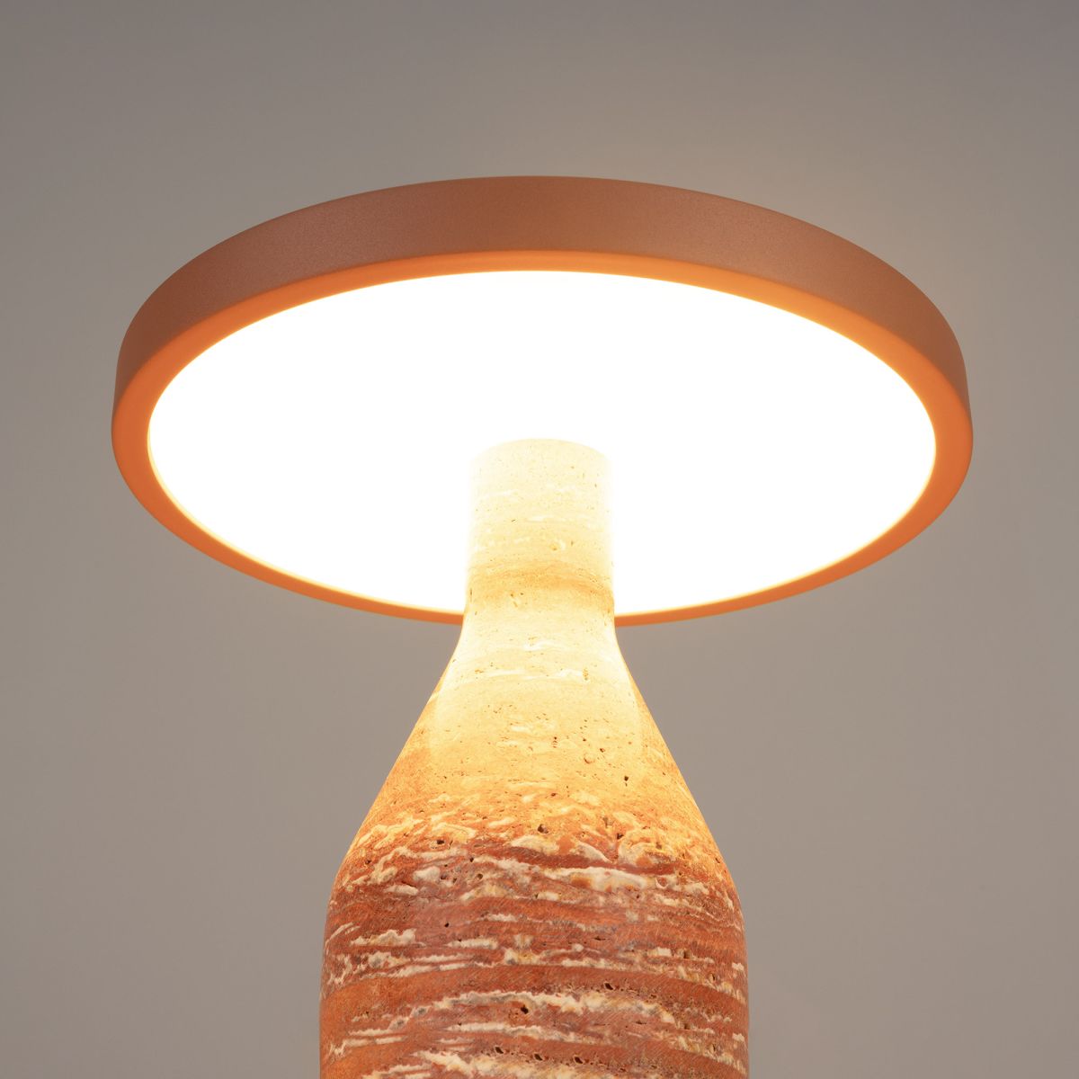 Настольная лампа Arlight SP-CROOD-TAB-R22.5x24-7W Warm3200-MIX (RD-BRG, 140 deg, 230V) (IP20, Травертин) 061732 в Санкт-Петербурге