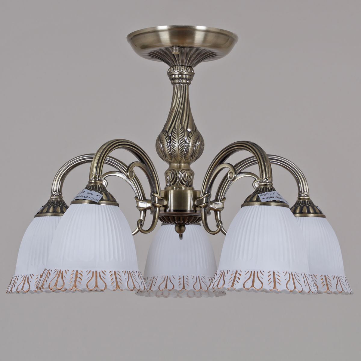 Потолочная люстра Reluce 99018-0.3-05 в Санкт-Петербурге