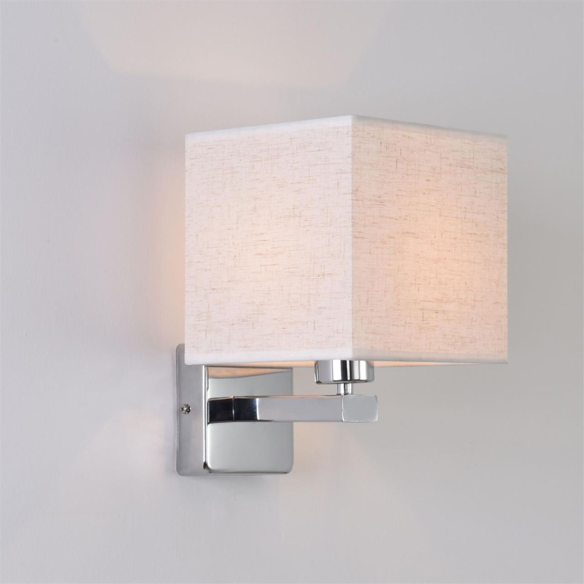 Бра Lumion Classi Norman 8360/1W в Санкт-Петербурге