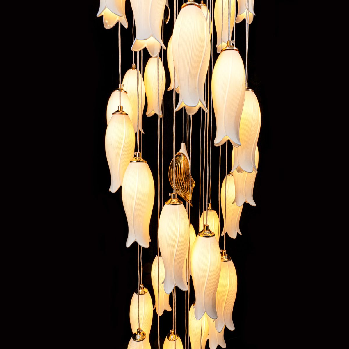 Подвесная люстра Modelux ML.8868.48 WH в Санкт-Петербурге