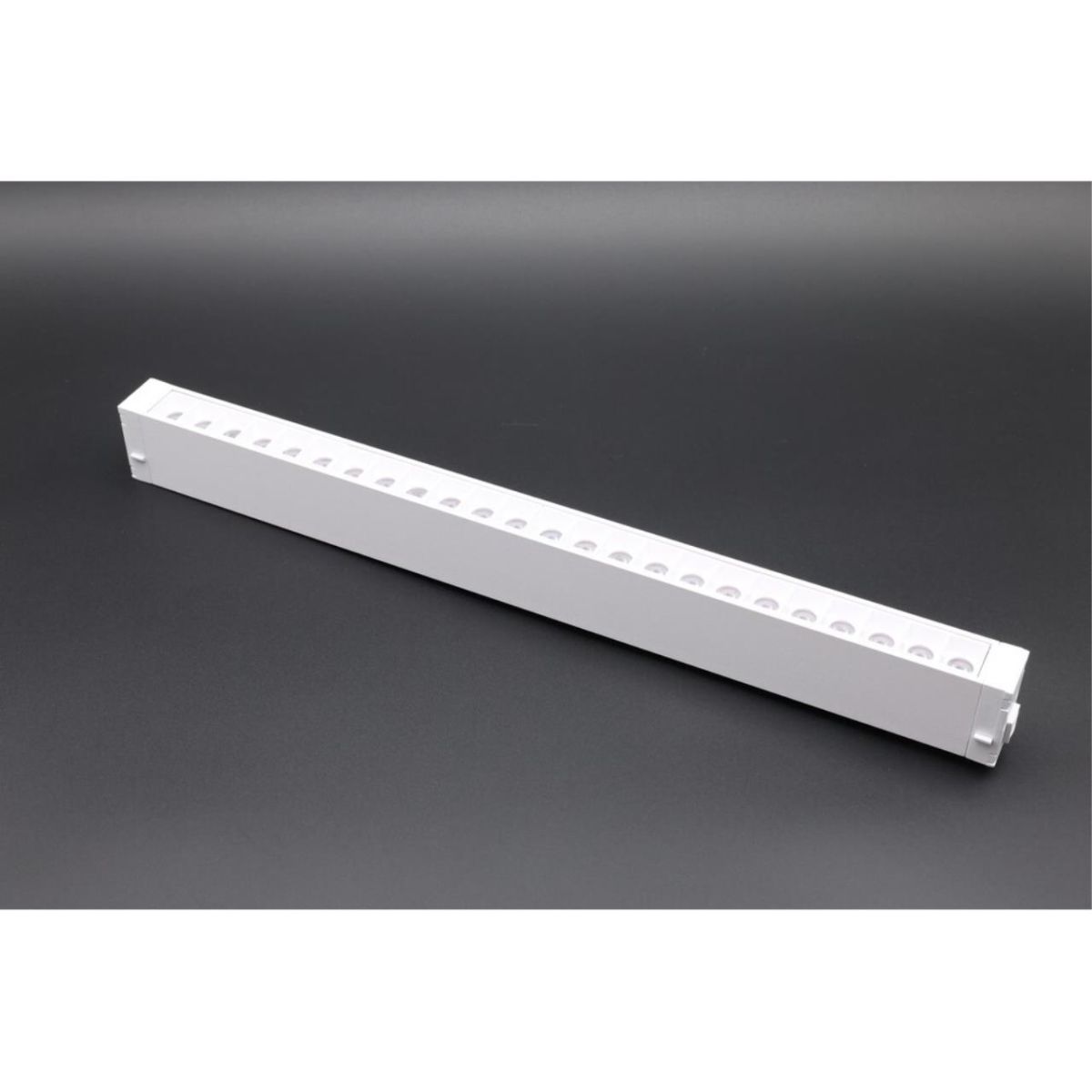 Трековый магнитный светильник Aployt Magnetic track 220 APL.0200.10.18 в Санкт-Петербурге