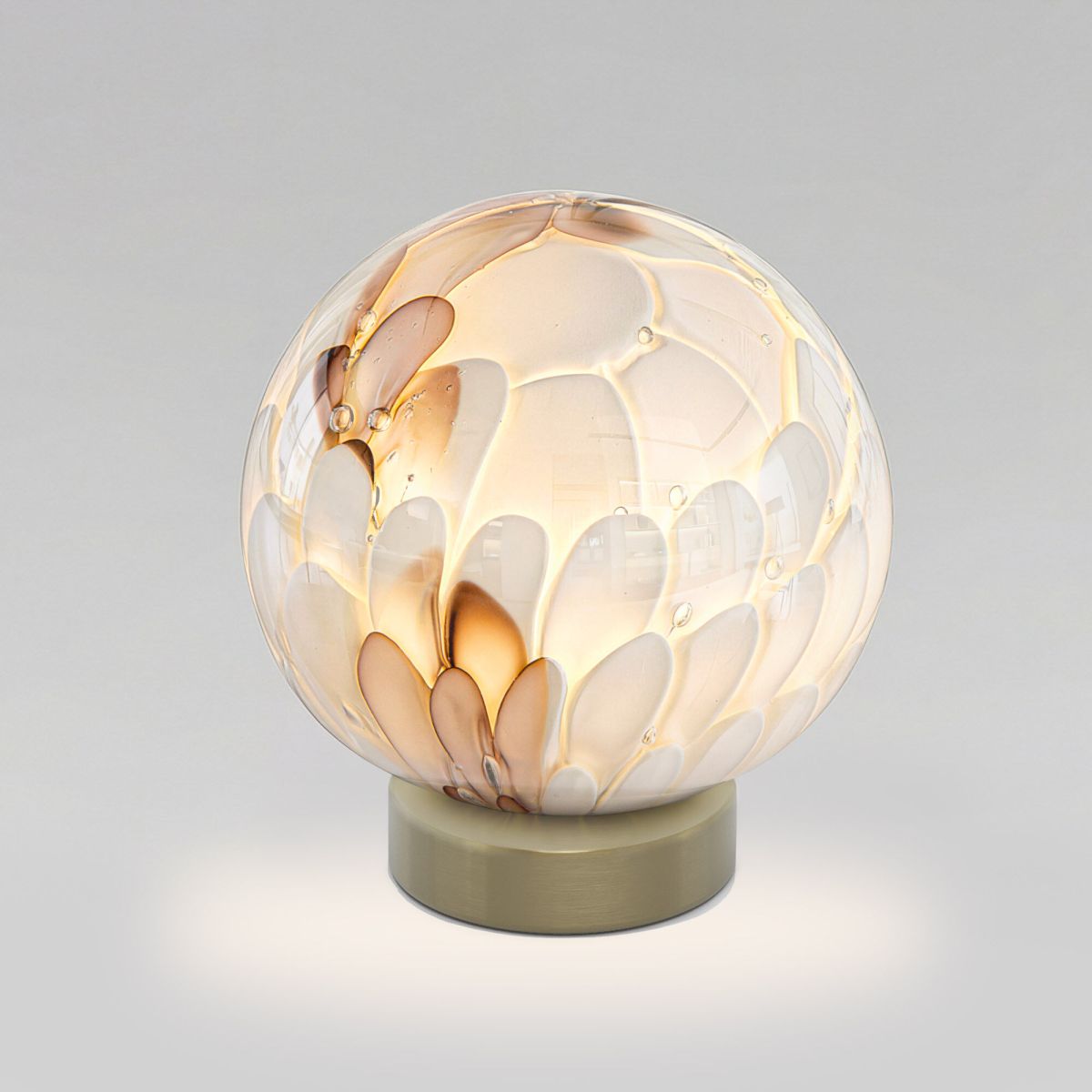 Настольная лампа с плафоном ручной работы Bogate's Crystall 1_102 a072034 в #REGION_NAME_DECLINE_PP#