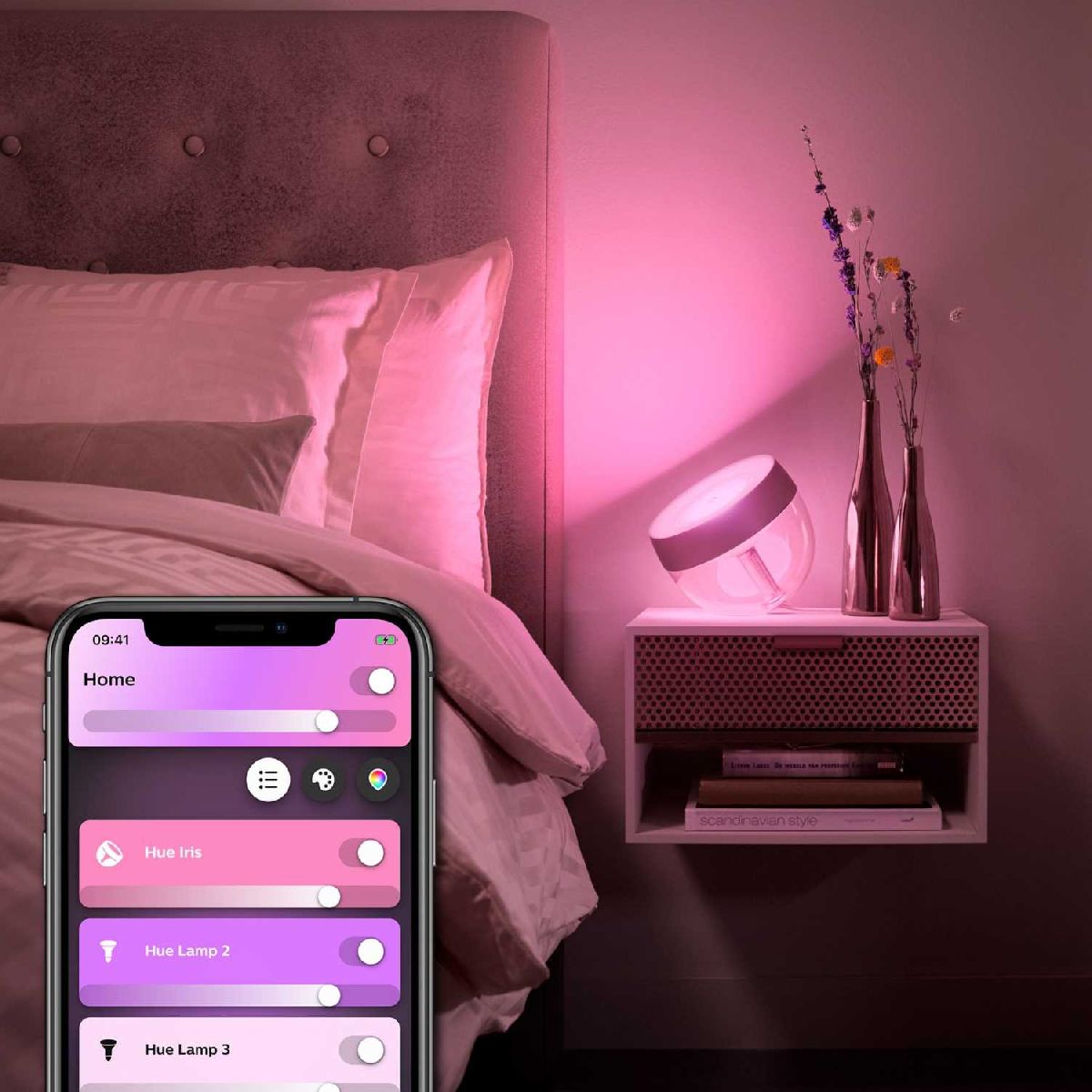 Умная настольная лампа Philips Hue Q4'20 Iris gen4 EU/UK rose 929002376301 в Санкт-Петербурге