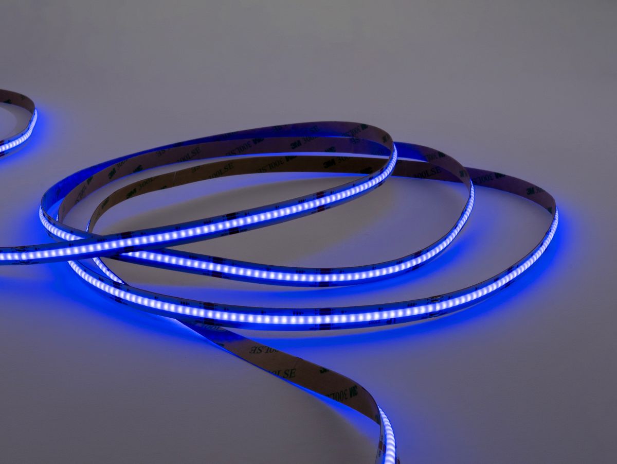 Светодиодная лента LEDS POWER СОВ 840/м (15Вт/м) 24В RGB 007328 в Санкт-Петербурге