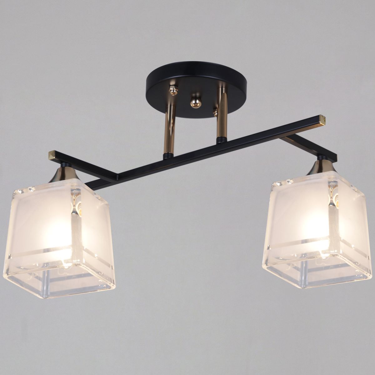 Потолочный светильник Reluce 46460-0.3-02 BK+FG в #REGION_NAME_DECLINE_PP#