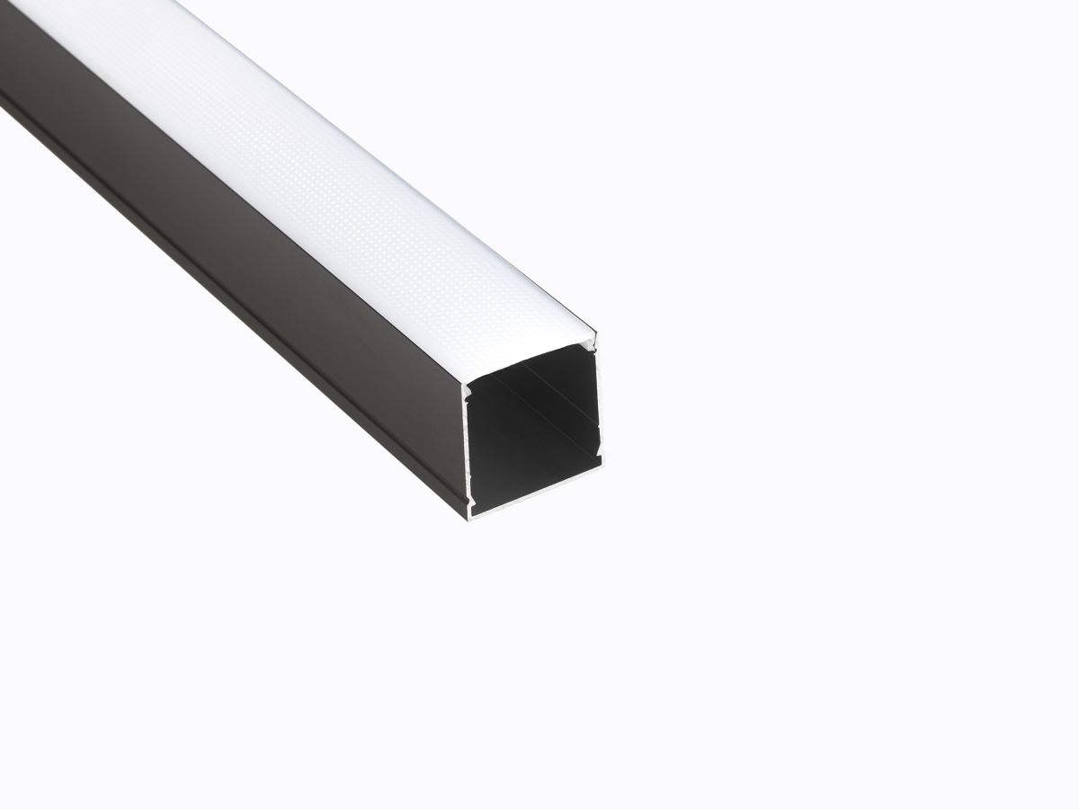 Профиль накладной LEDS POWER СПН3030 алюм. черный с призм.рассеивателем 2м 008509 в Санкт-Петербурге