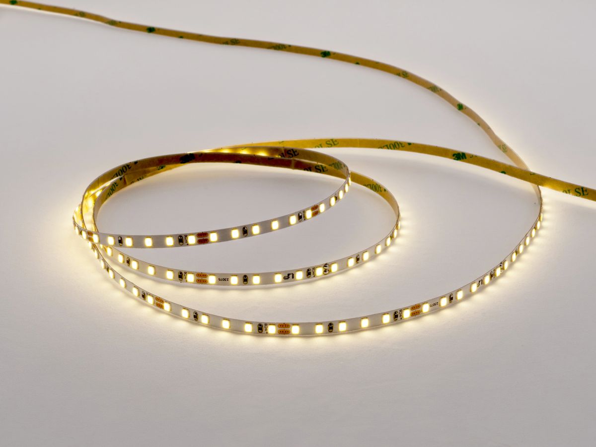 Светодиодная лента узкая LEDS POWER 2835 120/м (5Вт/м) 24В теплая 5мм 006048 в Санкт-Петербурге