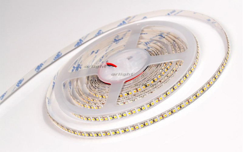 Светодиодная лента Arlight RT6-3528-180 24V Day White 3x (900 LED) 017418 в Санкт-Петербурге