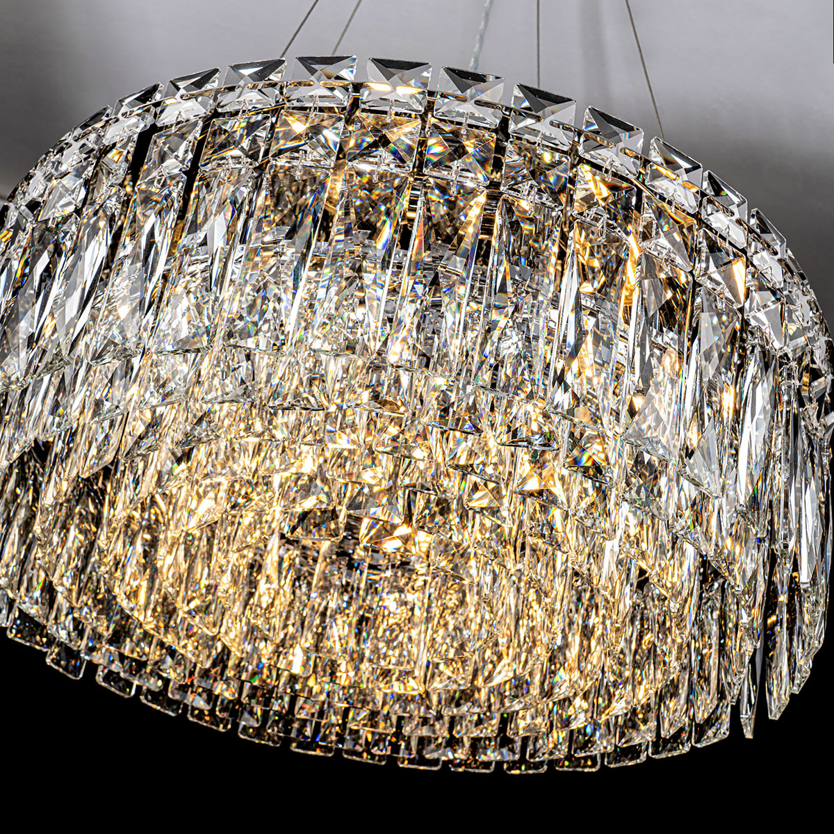 Подвесная люстра Modelux ML.7084.500 CR в #REGION_NAME_DECLINE_PP#