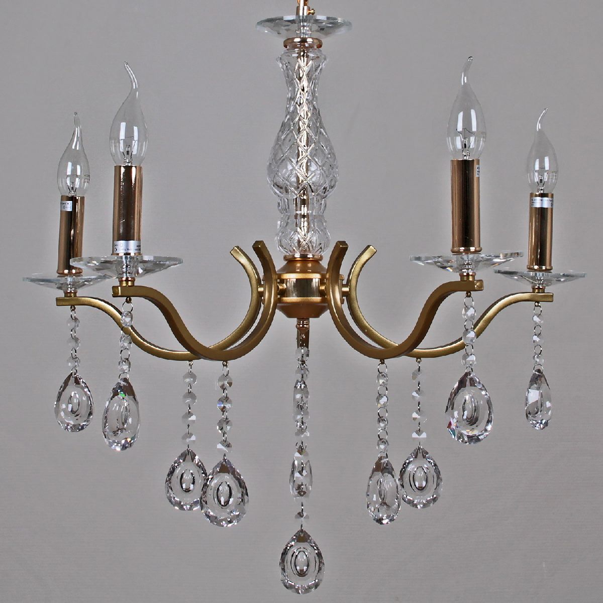 Подвесная люстра Reluce 03813-0.4-05 GD+FGD в #REGION_NAME_DECLINE_PP#