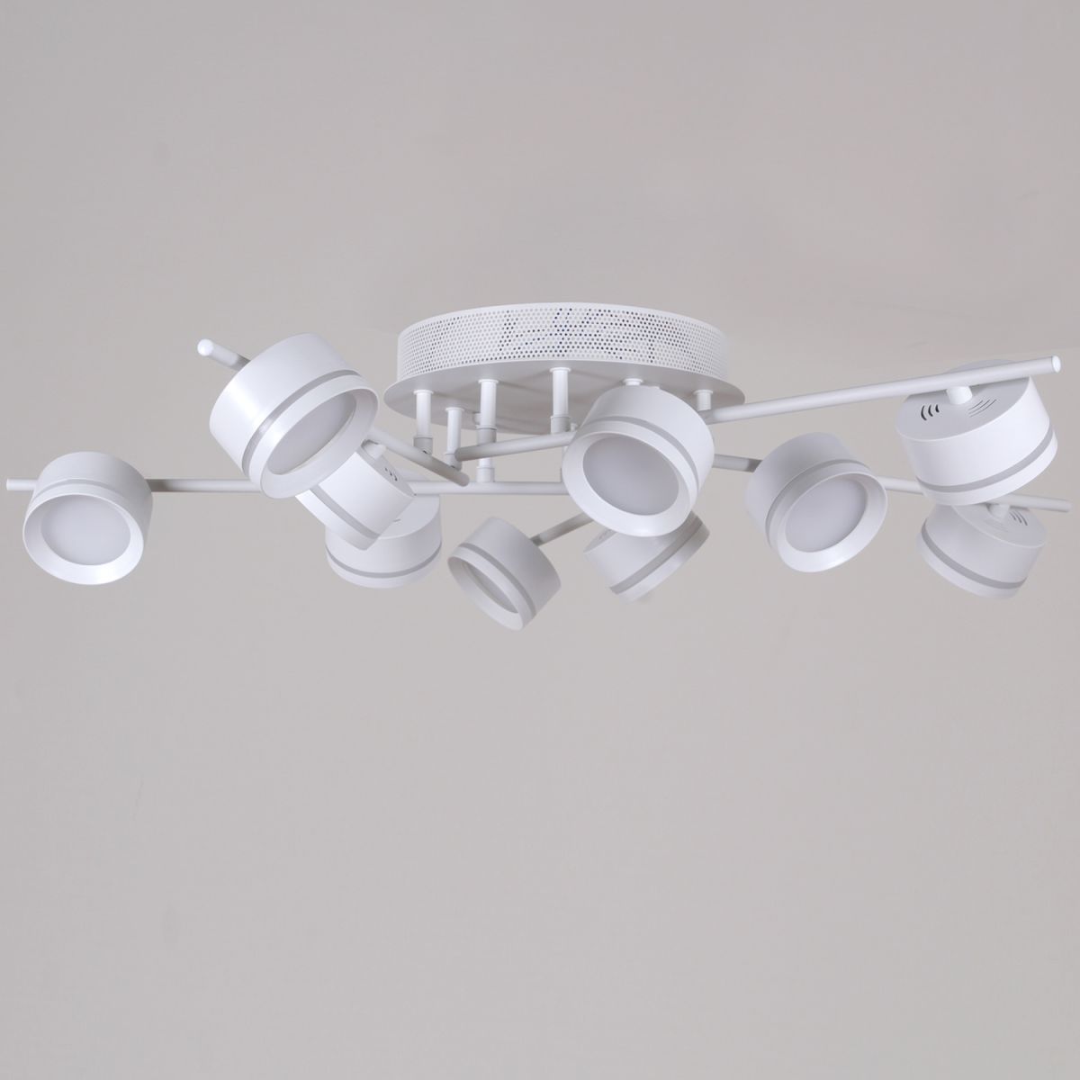 Потолочная люстра Reluce 10590-0.3-10 White в Санкт-Петербурге