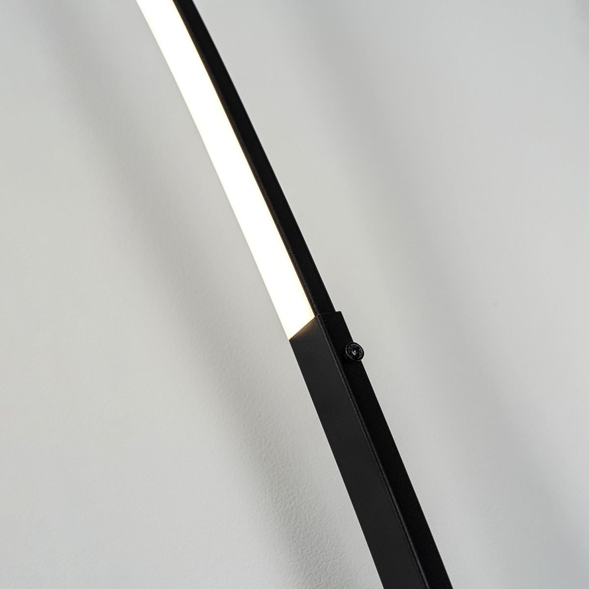 Торшер Modemodern MD.6802.01FL в Санкт-Петербурге