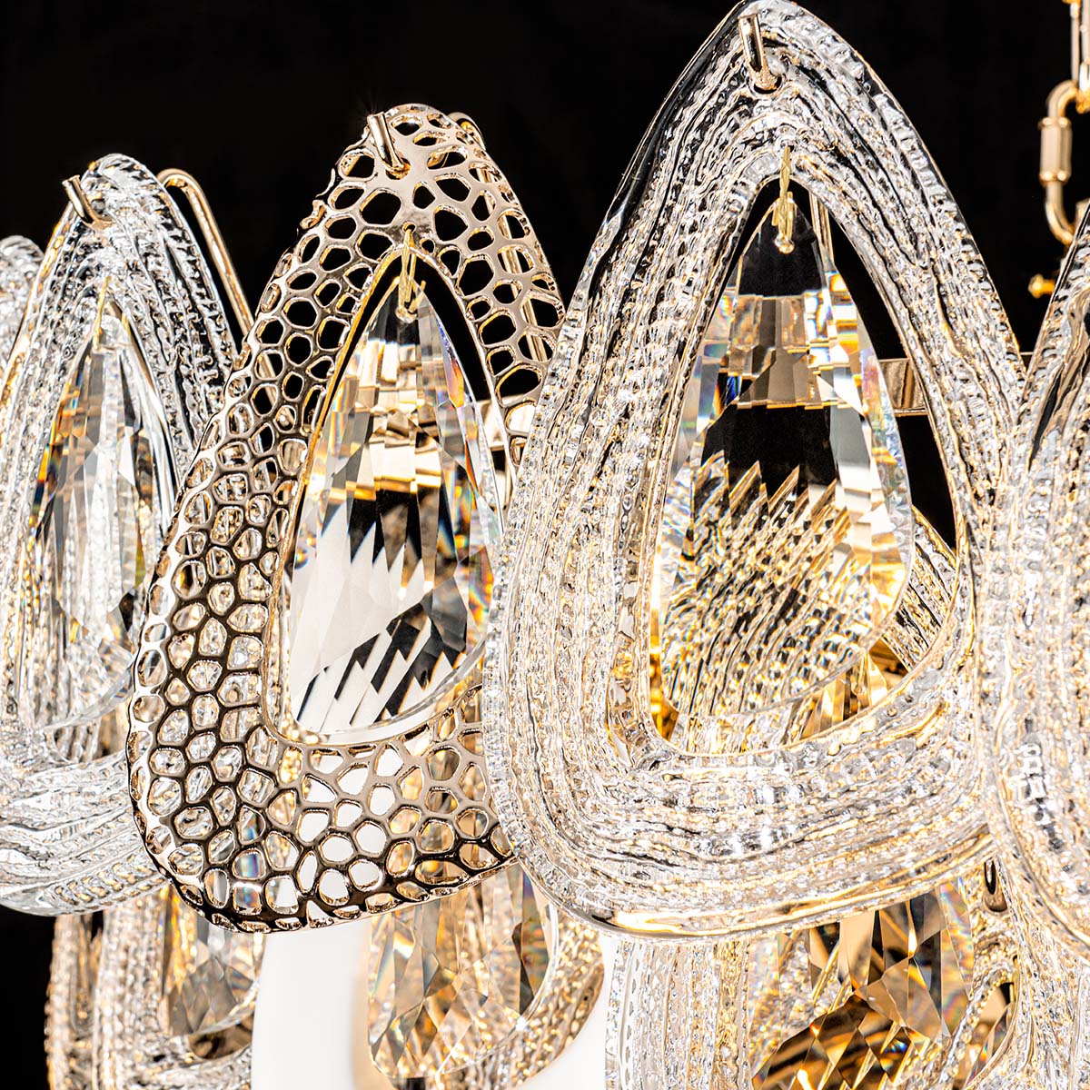 Подвесная люстра Modelux ML.6775.800 GD в Санкт-Петербурге