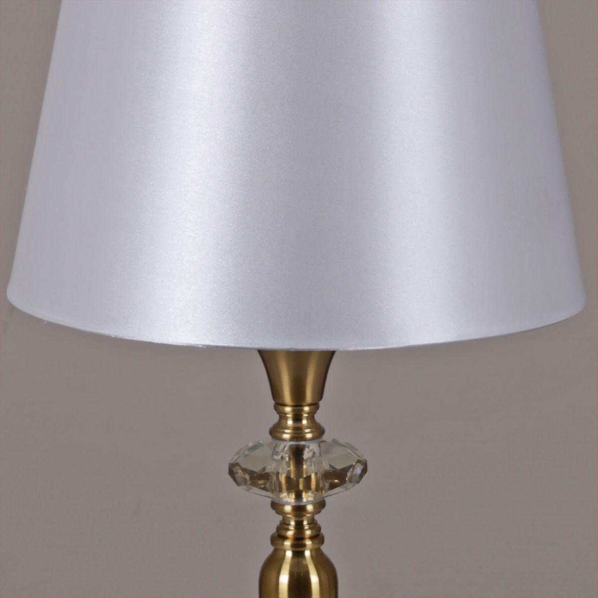 Торшеры Illumico IL5234-1FLS-25 ELITE в #REGION_NAME_DECLINE_PP#