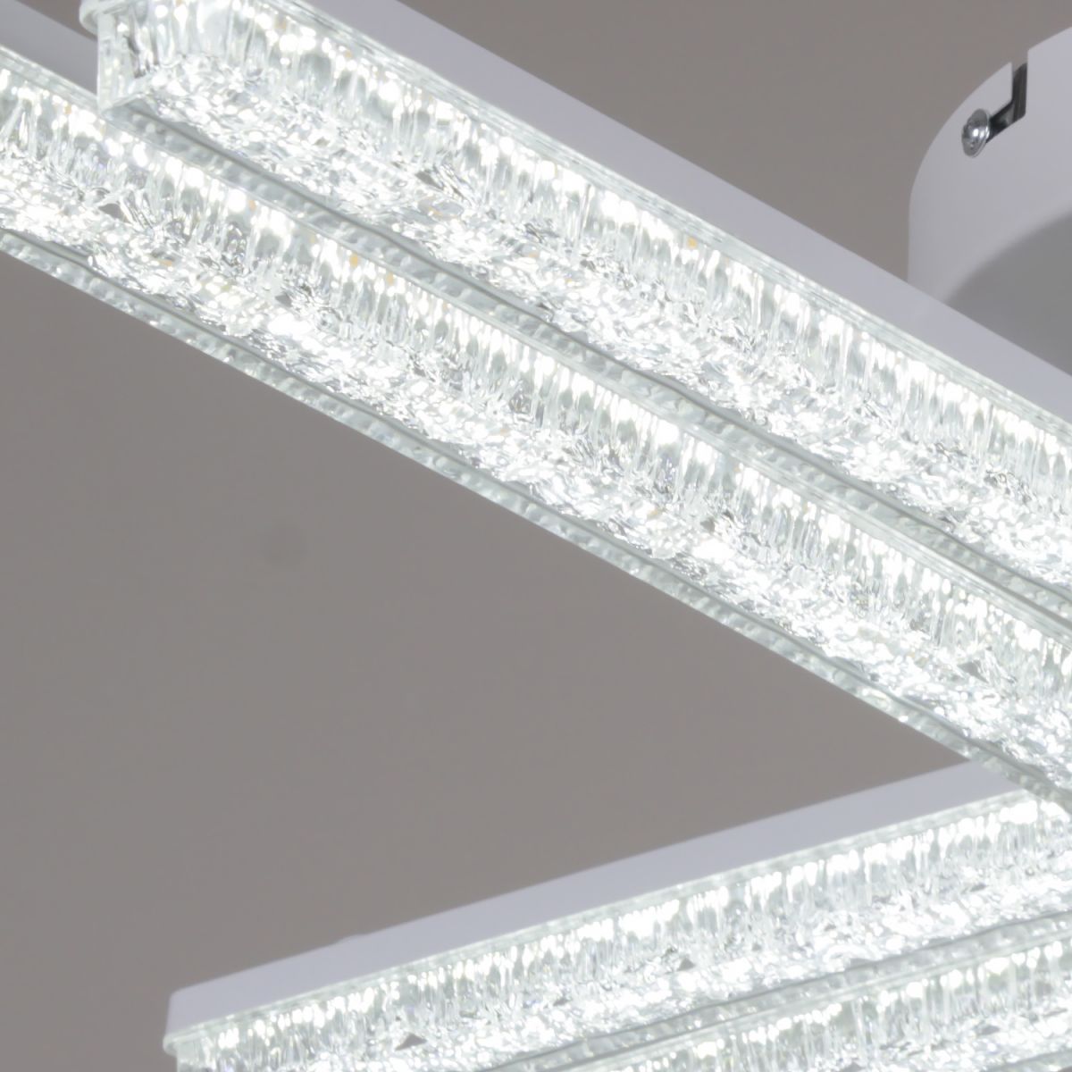 Потолочный светильник Reluce 58290-0.3-08 WH в #REGION_NAME_DECLINE_PP#