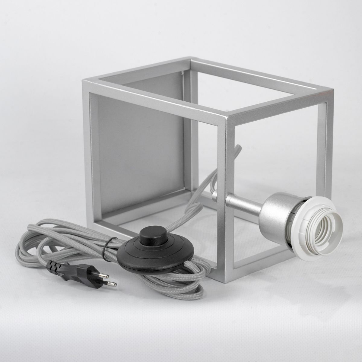 Торшер Lussole Woodruff LSP-5024 в #REGION_NAME_DECLINE_PP#