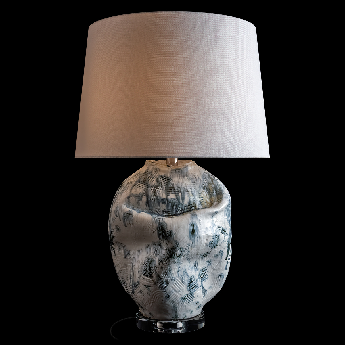 Настольная лампа LOFT IT Larimar 10502T в #REGION_NAME_DECLINE_PP#