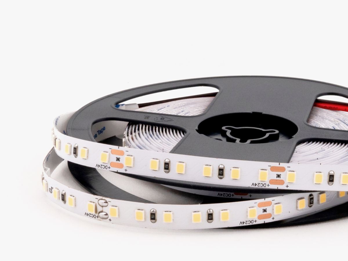 Светодиодная лента LEDS POWER 2835 120/м (9,6Вт/м) 24В нейтральная 004204 в #REGION_NAME_DECLINE_PP#