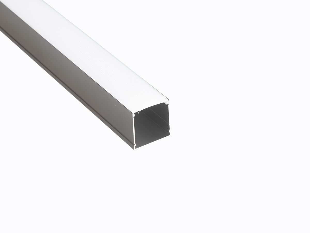 Профиль накладной LEDS POWER СПН3030 алюм. черный с призм.рассеивателем 2м 008509 в Санкт-Петербурге