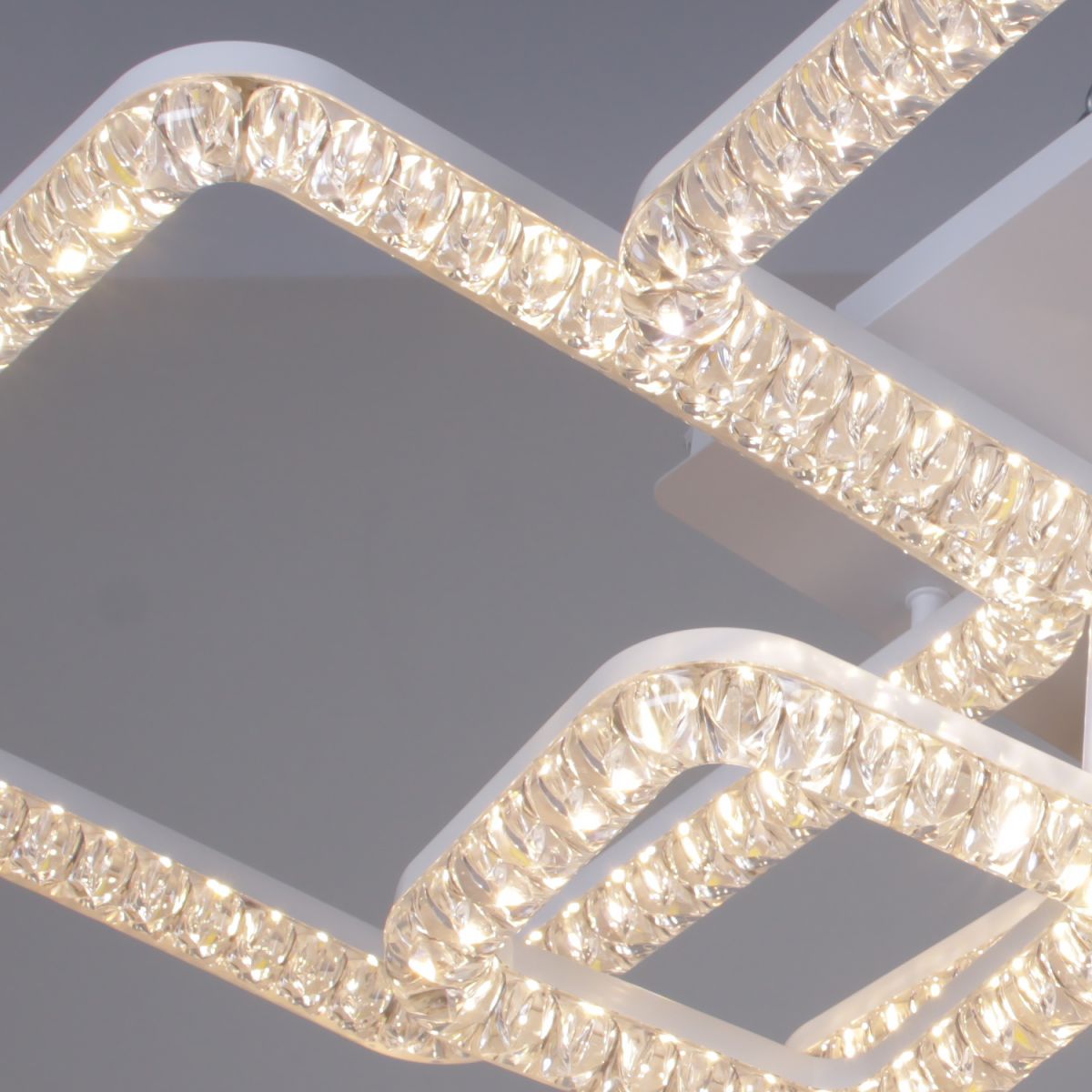 Потолочный светильник Reluce 19848-0.3-06D WH в #REGION_NAME_DECLINE_PP#