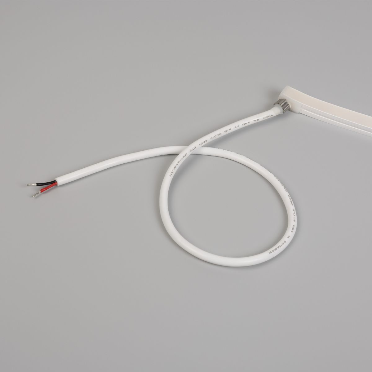 Светодиодная лента герметичная Arlight MOONLIGHT-3D-X544-10x10mm 24V Warm3000 (8 W/m, IP67, 5m, wire x1) (Вывод боковой) 055190 в #REGION_NAME_DECLINE_PP#