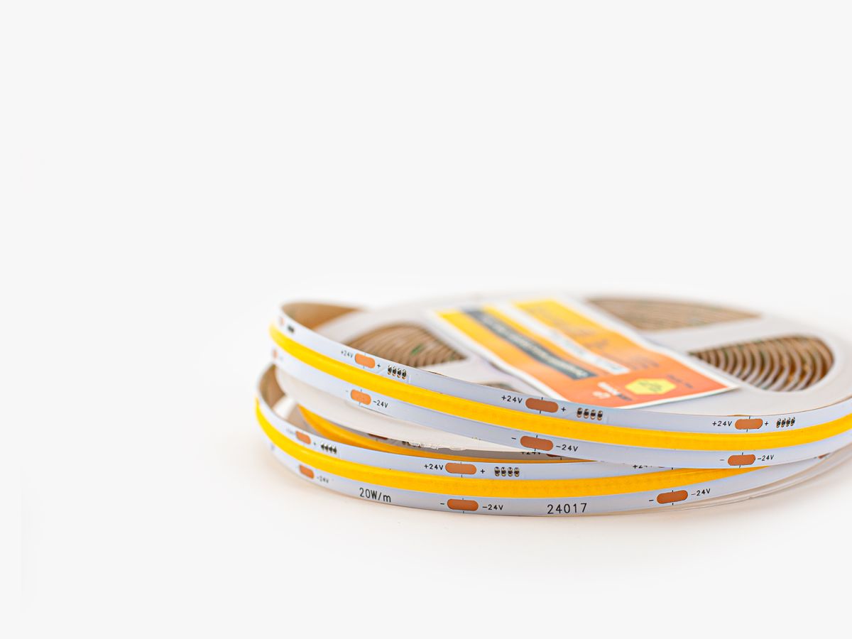 Светодиодная лента LEDS POWER COB 546/м (20Вт/м) 24В нейтральная 007922 в Санкт-Петербурге