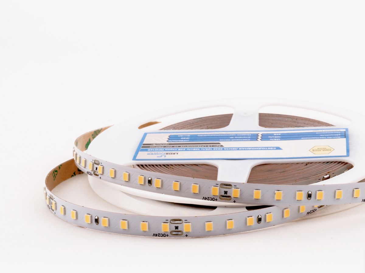 Светодиодная лента LEDS POWER 2835 128/м (12Вт/м) 24В нейтральная, серия ПРО140 005171 в #REGION_NAME_DECLINE_PP#