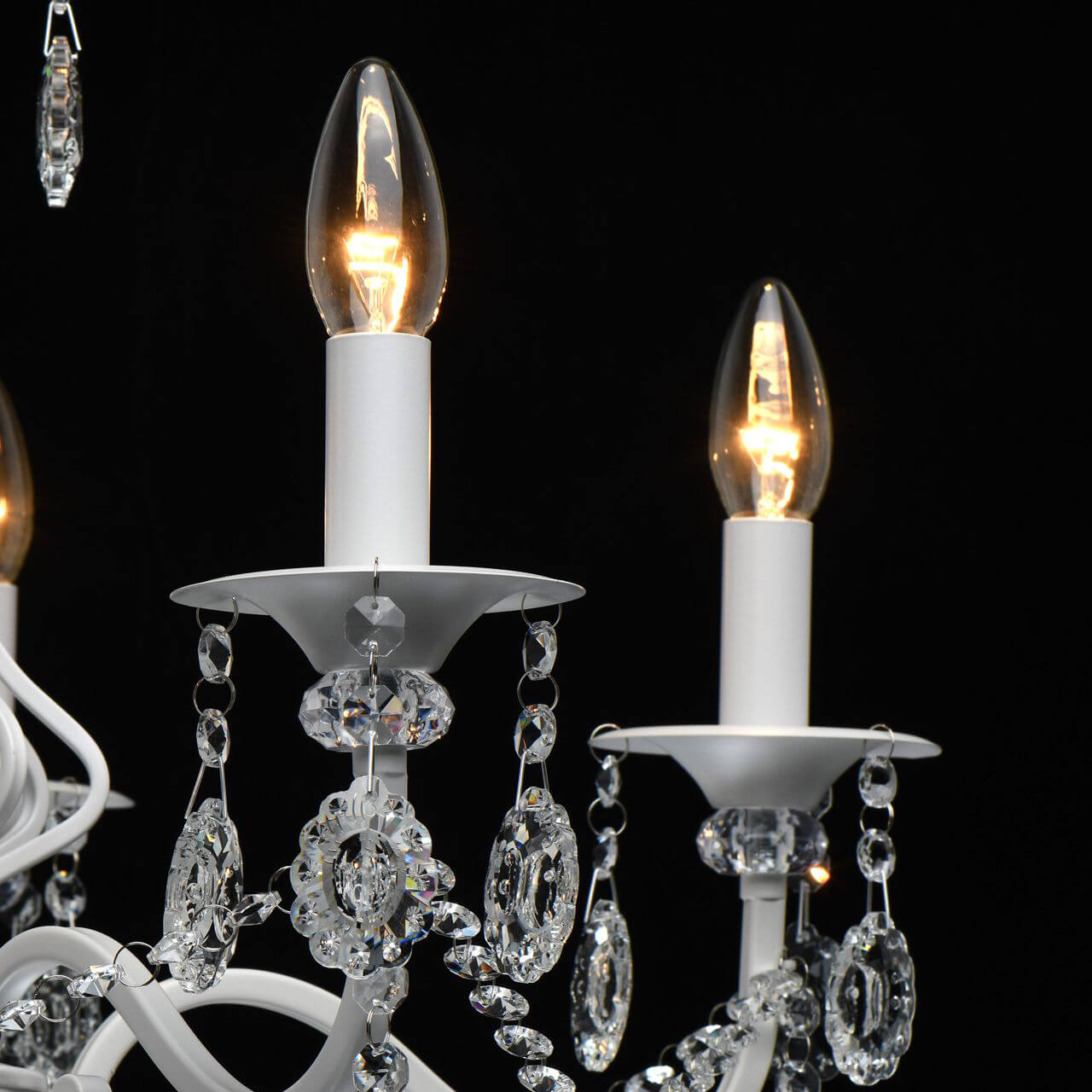 Подвесная люстра De Markt City Свеча 683013205 в #REGION_NAME_DECLINE_PP#