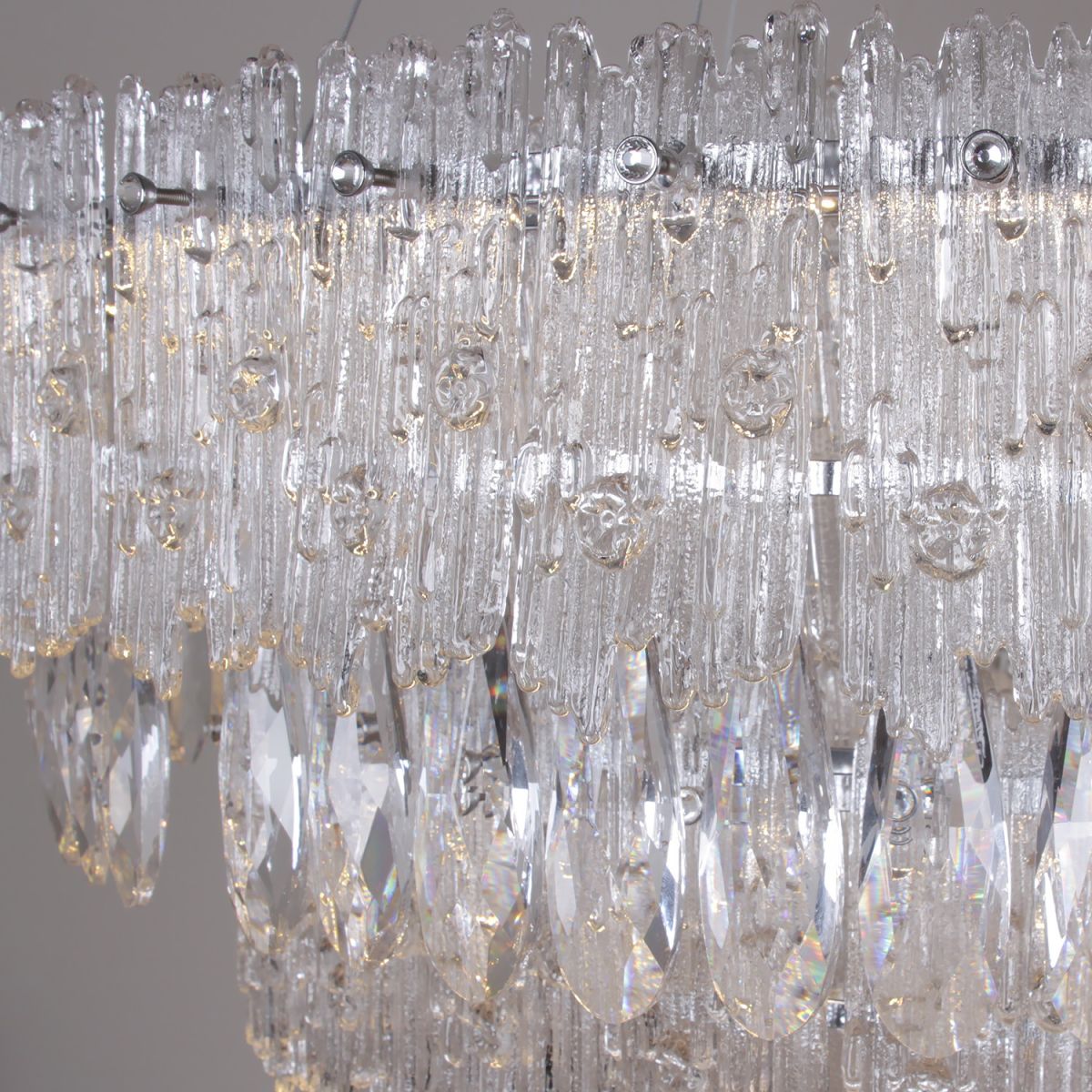 Подвесная люстра Reluce 08806-0.4-03 в Санкт-Петербурге