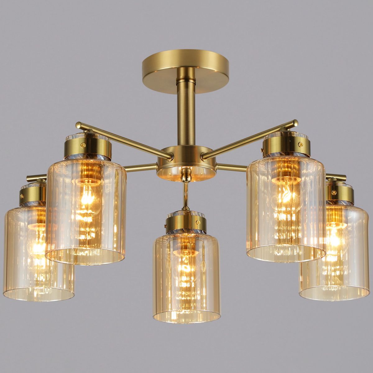 Люстра на штанге Reluce 07570-0.3-05 в Санкт-Петербурге