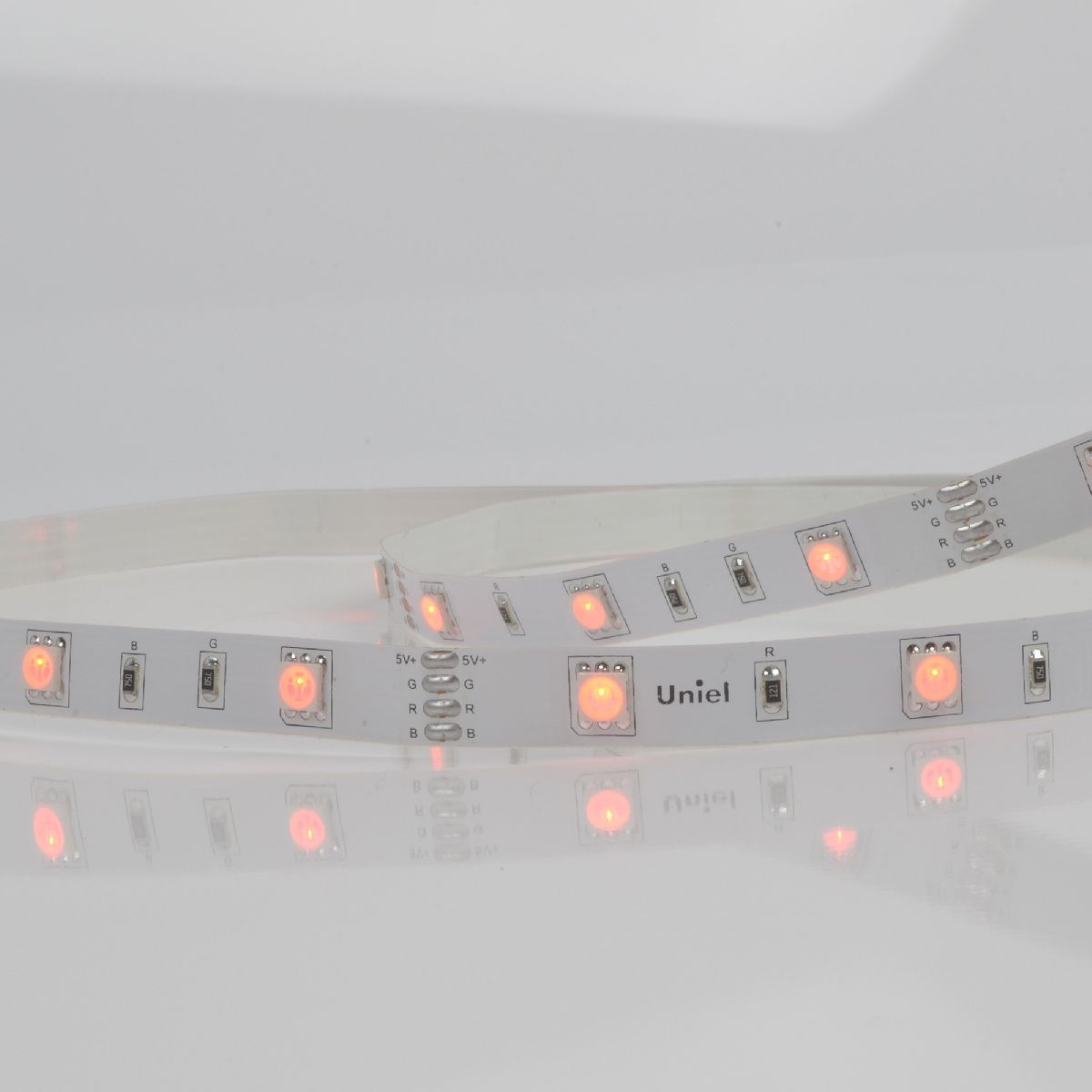 Светодиодная лента Uniel ULS-U12 3M/RGB/1.5M/USB/RC IP20 RUA02C24 блистер UL-00007534 в Санкт-Петербурге