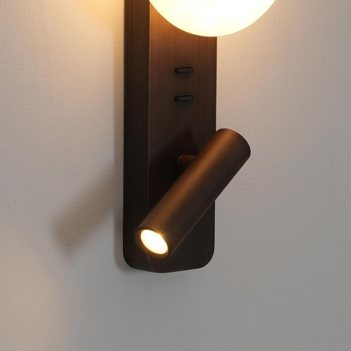 Настенный светильник Odeon Light Hightech Albergo 7163/9WL в Санкт-Петербурге