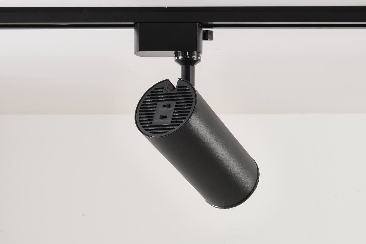 Трековый однофазный светильник Crystal Lux CLT 0.31 021 BK 3CCT ZOOM в Санкт-Петербурге