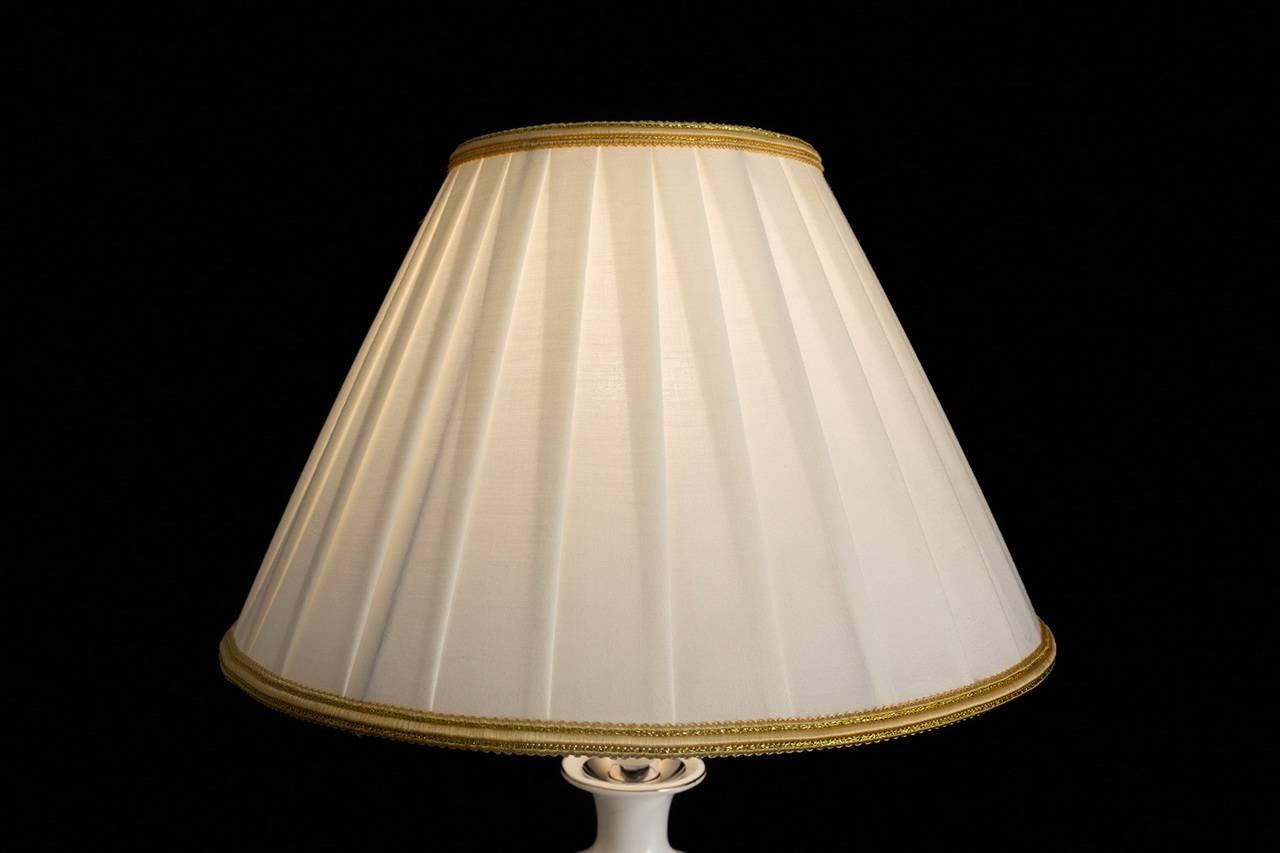 Настольная лампа Arte Lamp Veronika A2298LT-1CC в #REGION_NAME_DECLINE_PP#