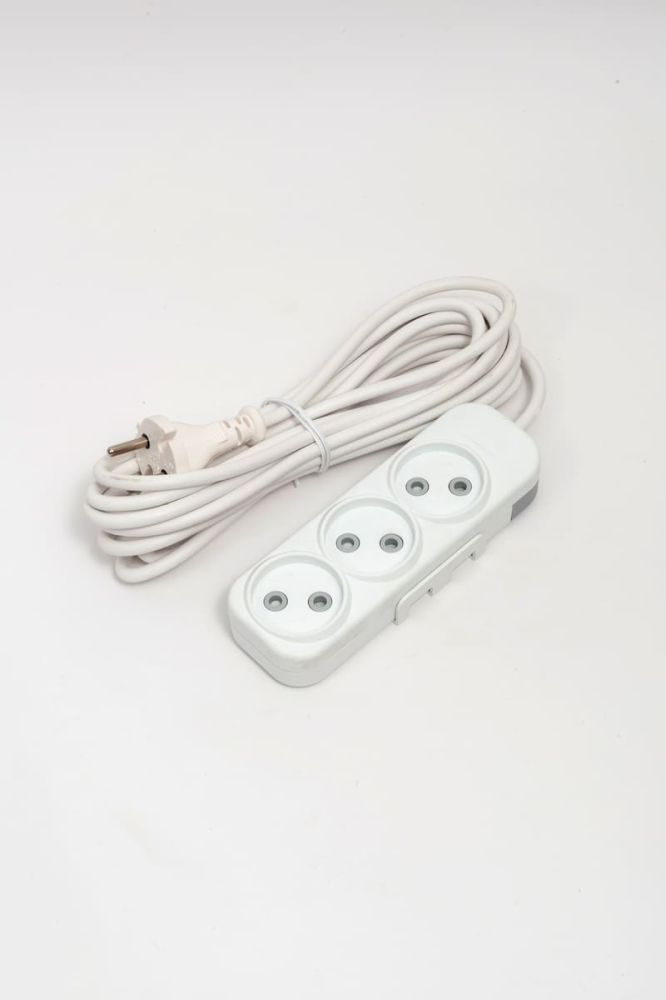 Удлинитель 3вх с защитными шторками ELBI Myra 527-010205-350 в Санкт-Петербурге