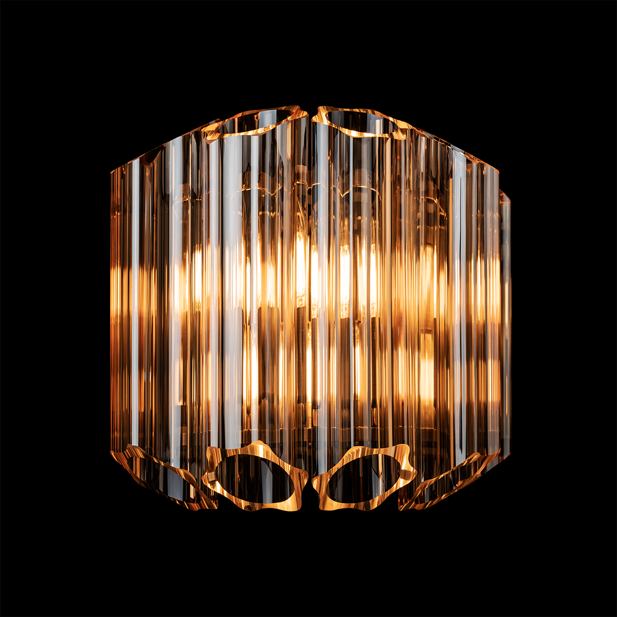 Настенный светильник Loft IT Celebration 10579W Amber в #REGION_NAME_DECLINE_PP#