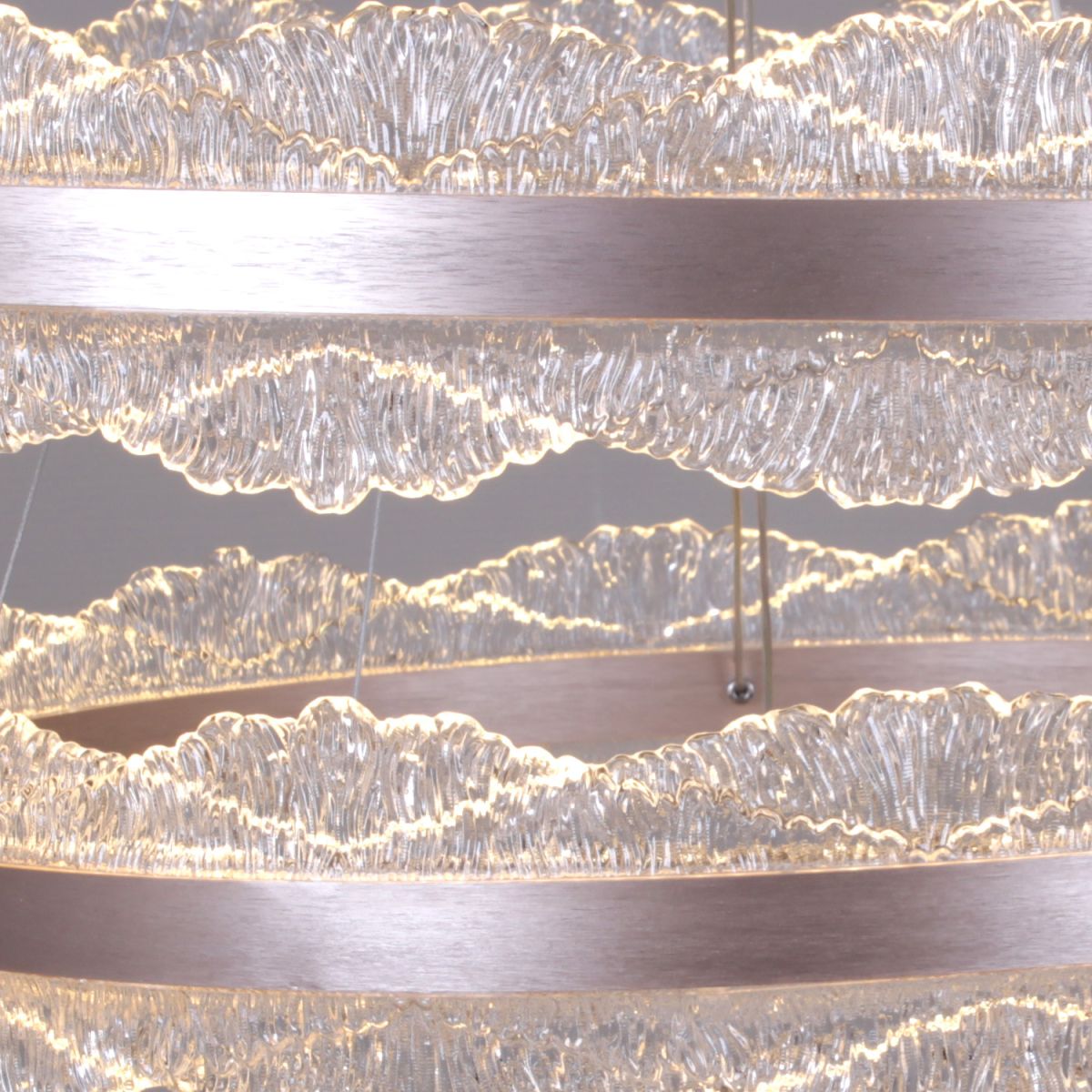 Подвесная люстра Reluce 32490-0.4-03 УЦ в #REGION_NAME_DECLINE_PP#