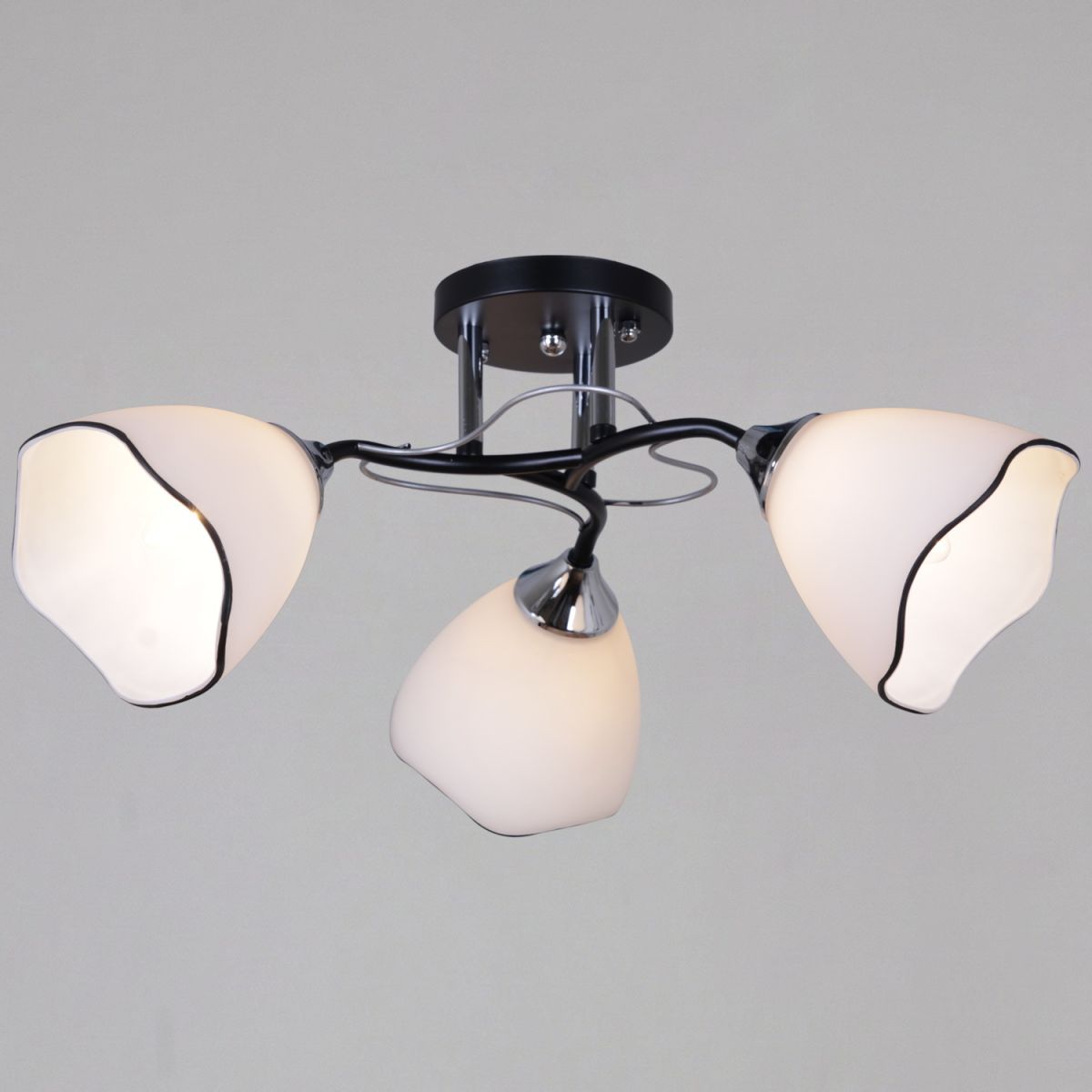 Потолочный светильник Reluce 79360-0.3-03 BK+CR в #REGION_NAME_DECLINE_PP#