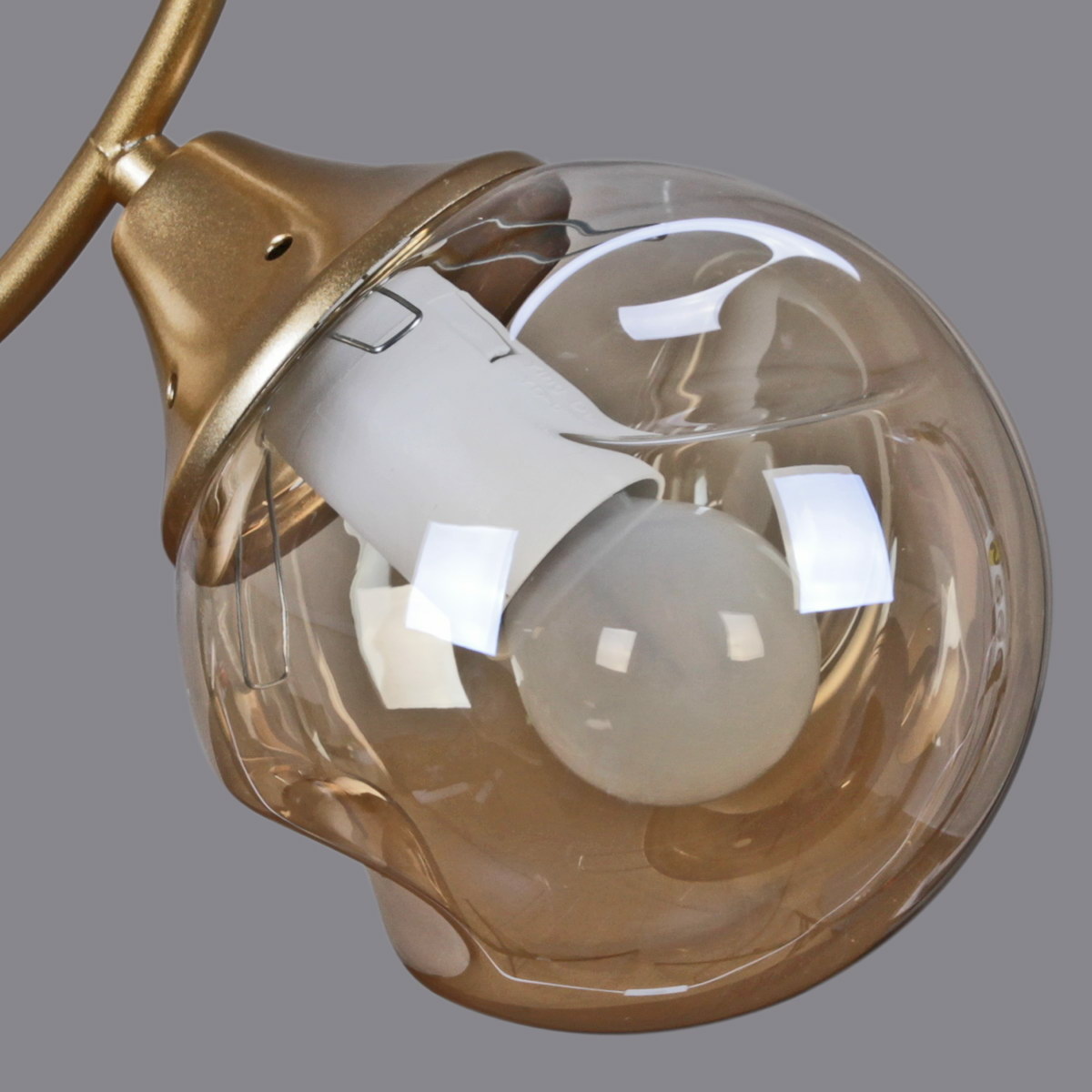 Люстра на штанге Reluce 52076-0.3-03 УЦ в #REGION_NAME_DECLINE_PP#