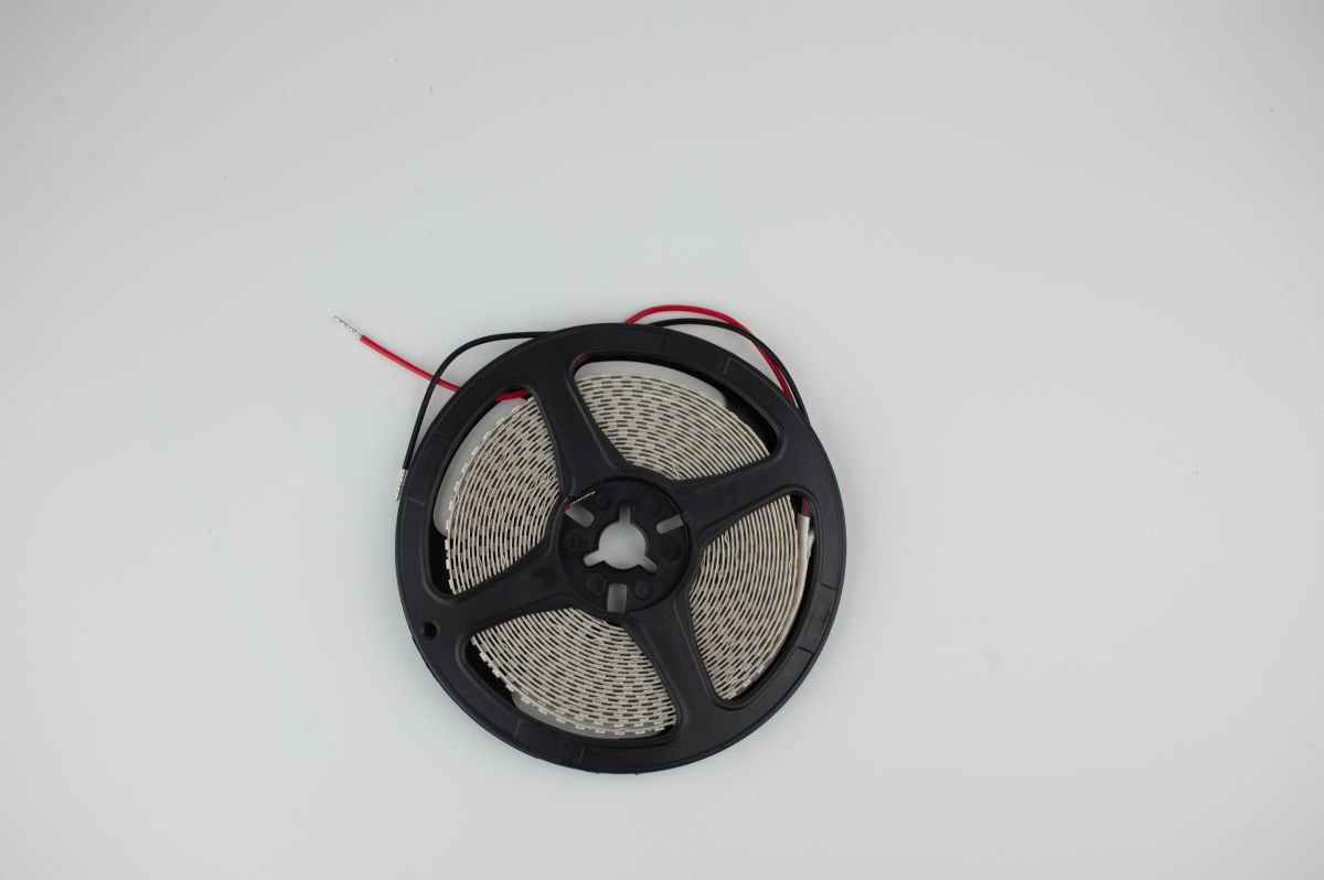 Светодиодная лента LEDS POWER 2835 180/м (16Вт/м) 12В теплая 008738 в #REGION_NAME_DECLINE_PP#