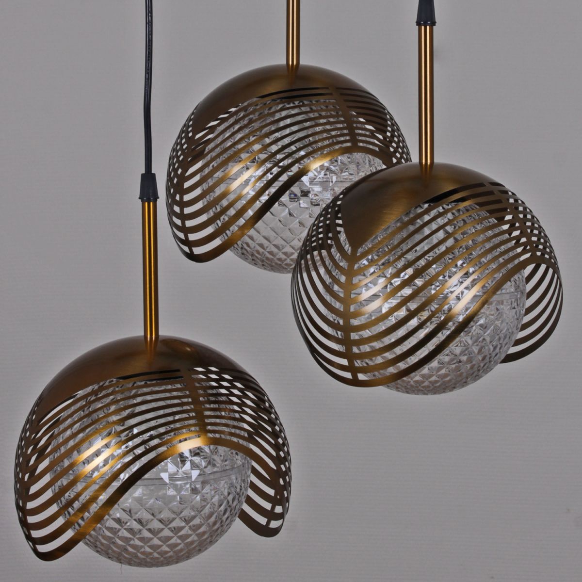 Подвесной светильник Reluce 05912-0.9-03 GB в Санкт-Петербурге