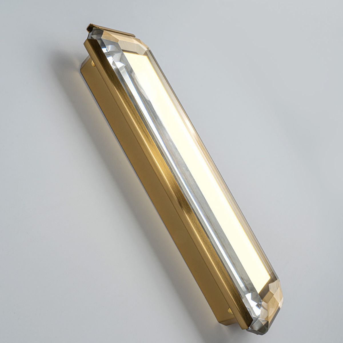 Настенный светильник Modelux ML.588.380 BS в #REGION_NAME_DECLINE_PP#