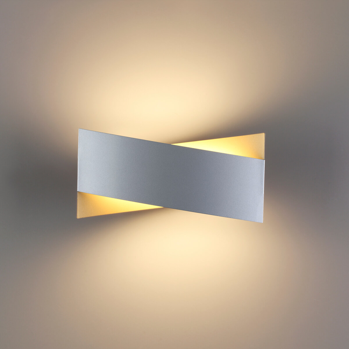 Настенный светильник Odeon Light TWISTY 4214/18WL в Санкт-Петербурге