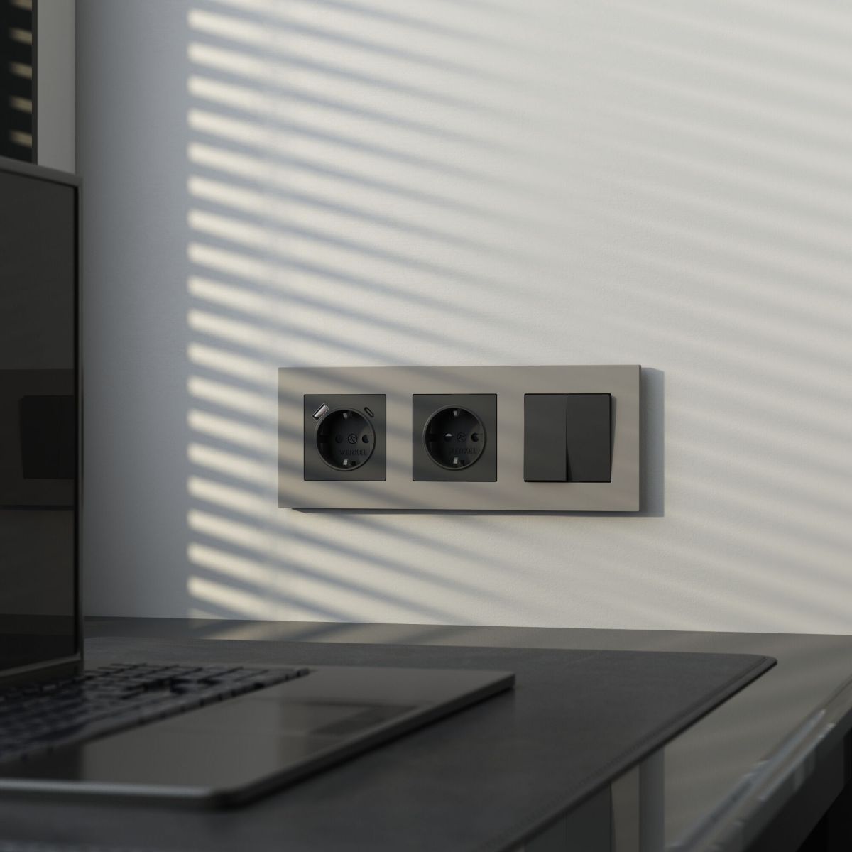 Рамка на 3 поста Werkel Slab (дымчатый софт) W0032917 4690389218439 a071626 в #REGION_NAME_DECLINE_PP#