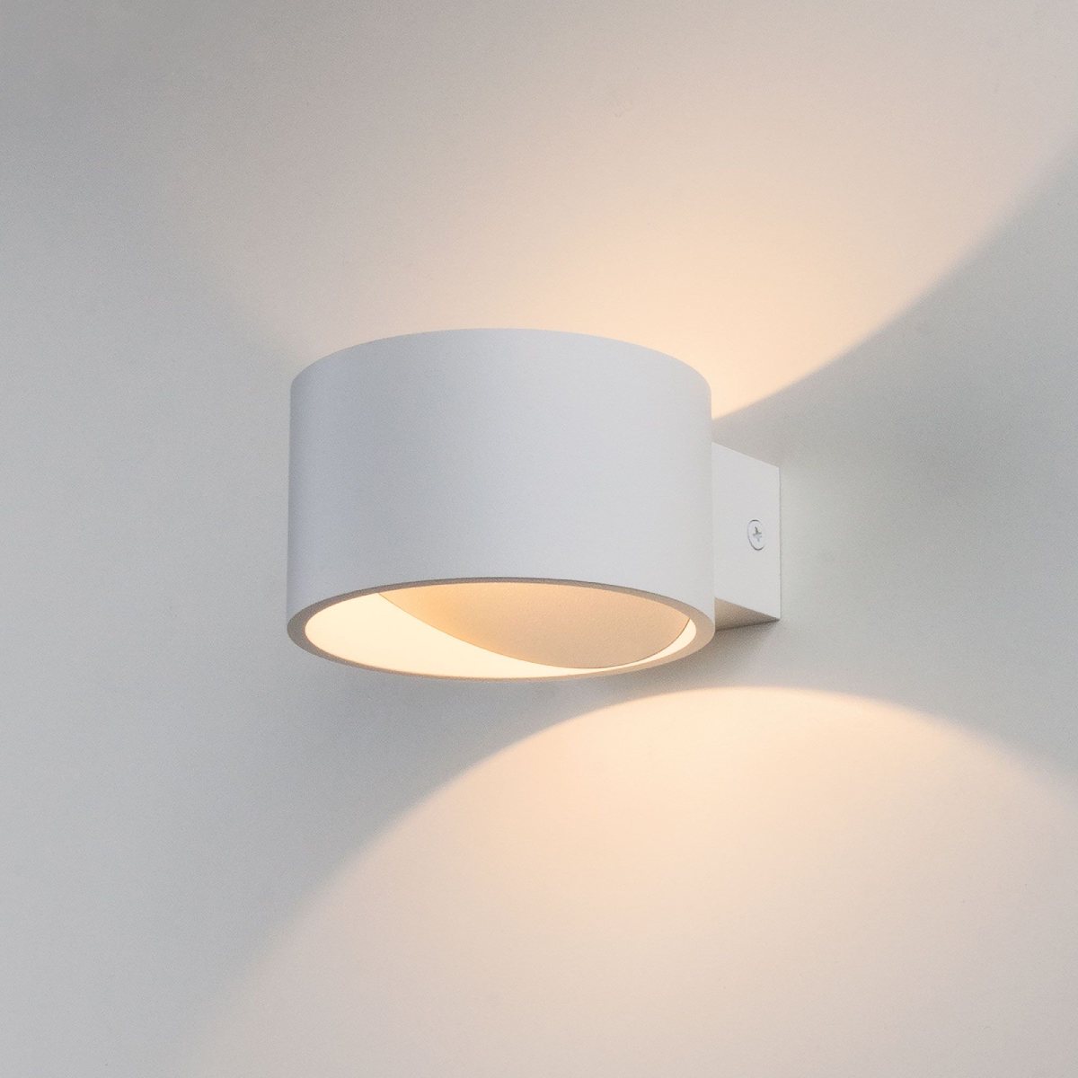 Настенный светодиодный светильник Elektrostandard Coneto Led белый MRL Led 1045 4690389121661 в #REGION_NAME_DECLINE_PP#
