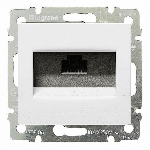 Розетка компьютерная RJ45 Legrand Valena 5e кат UTP с захватами белая 774230 в Санкт-Петербурге