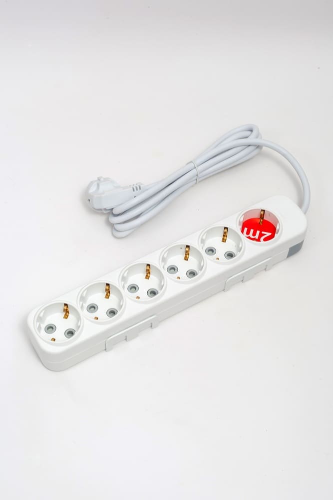 Удлинитель с/з 6вх с защитными шторками ELBI Myra 527-010202-611 в Санкт-Петербурге