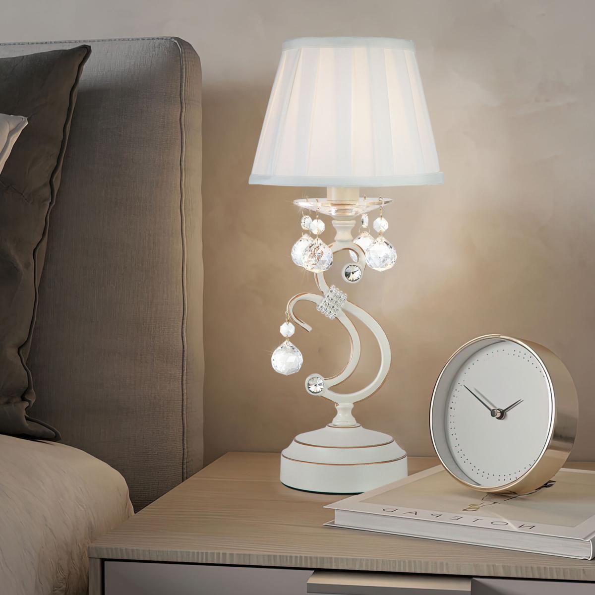 Настольная лампа Eurosvet 12075/1T белый Strotskis настольная лампа в Санкт-Петербурге